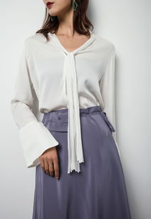 輕盈垂墜，優(yōu)雅綻放——施悅名2019春夏新款重磅真絲長(zhǎng)半裙設(shè)計(jì)解讀